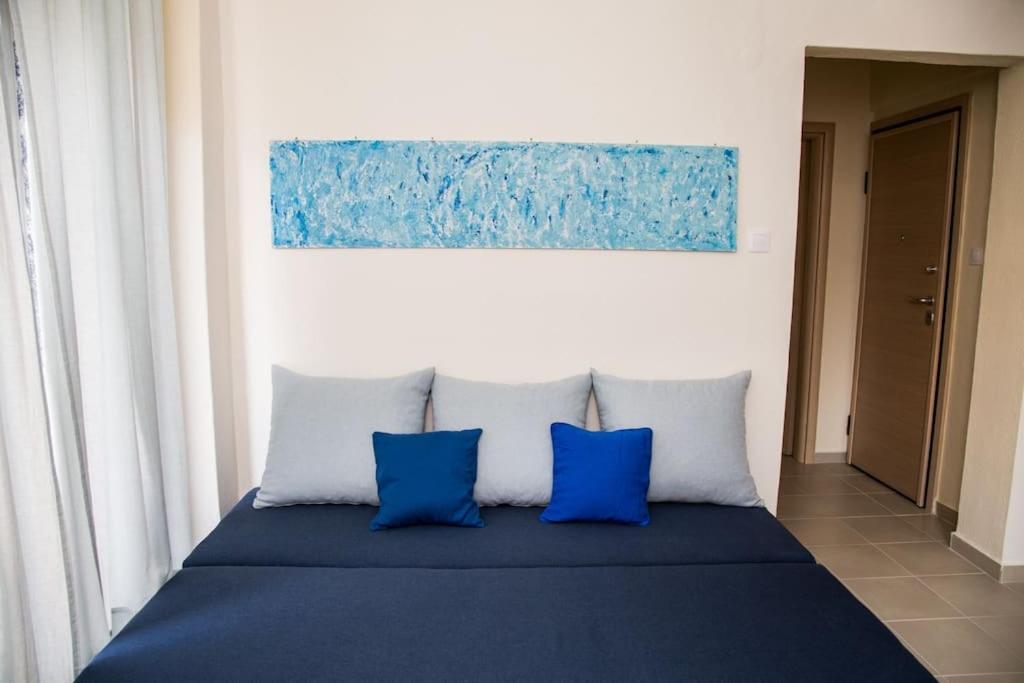 Blue Theros Apartments 팔랄리아 디오니시우 외부 사진