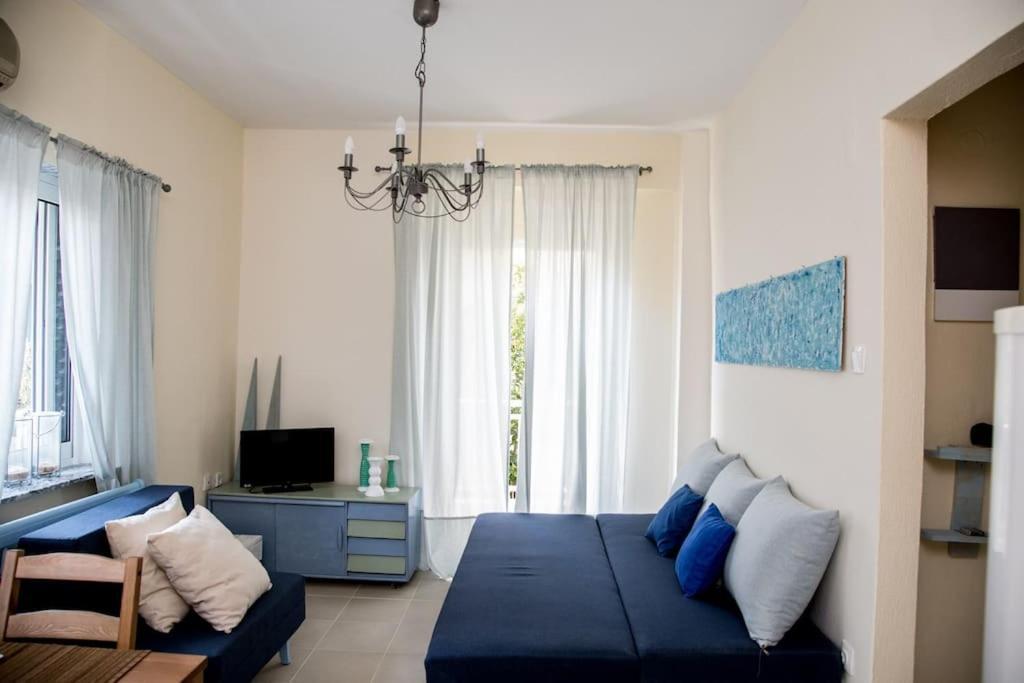 Blue Theros Apartments 팔랄리아 디오니시우 외부 사진